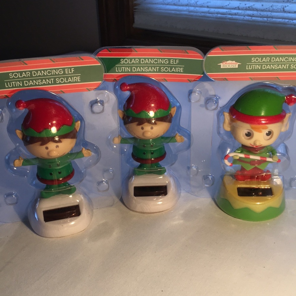 Solar-Powered Dancing Elf - Picture 4 of 4
